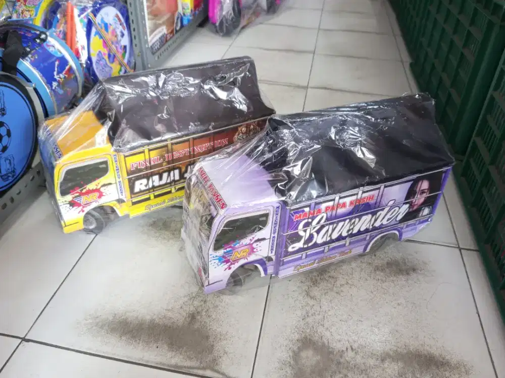 Mainan Anak Truk Oleng Kayu Tanggung