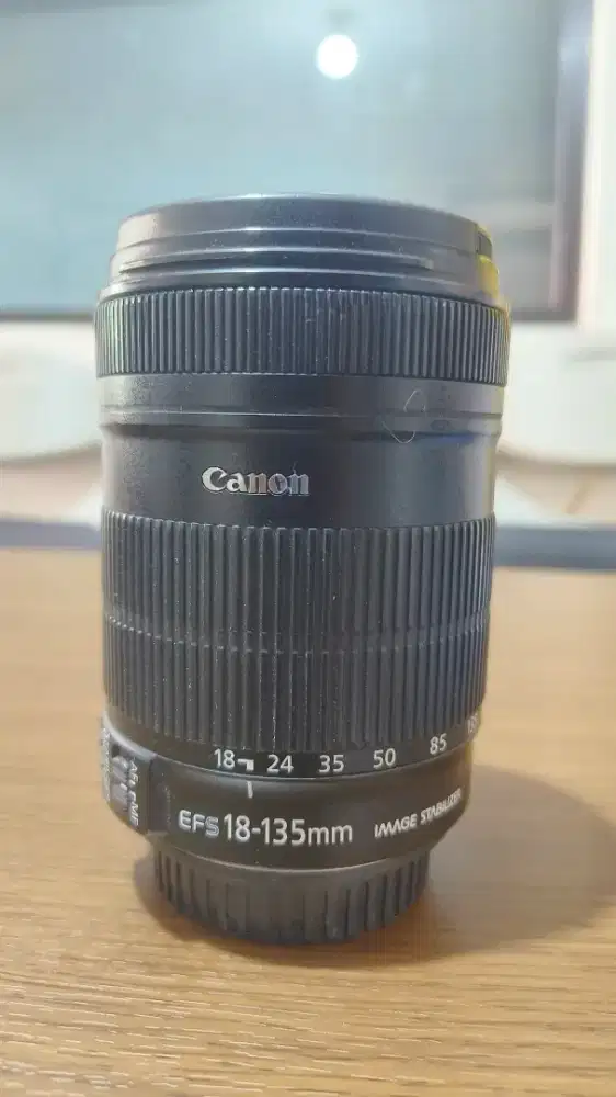 DIJUAL : LENSA CANON EFS 18-135mm (SAPU JAGAT)