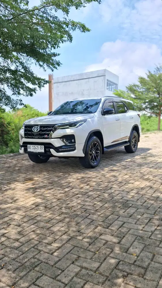 Toyota Fortuner 2023 Diesel