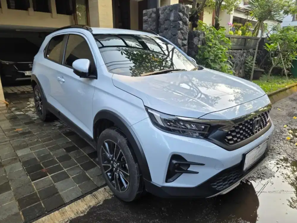 Dijual Honda WRV RS Sensing Tahun 2024.