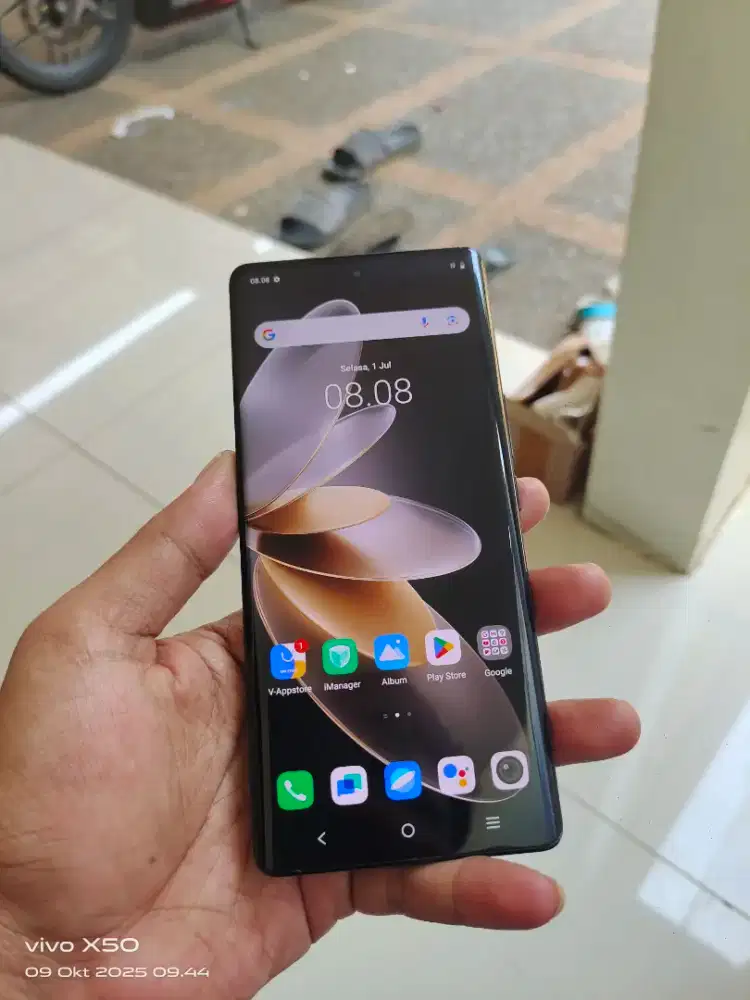 Vivo v27 5g ram 8/256
