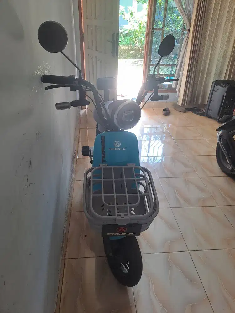 Sepeda Listrik Pasific