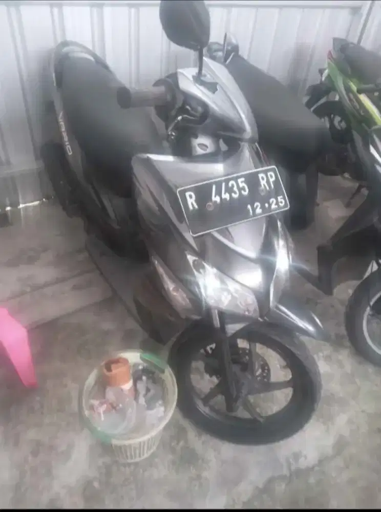 Vario 110 hitam 2011 honda