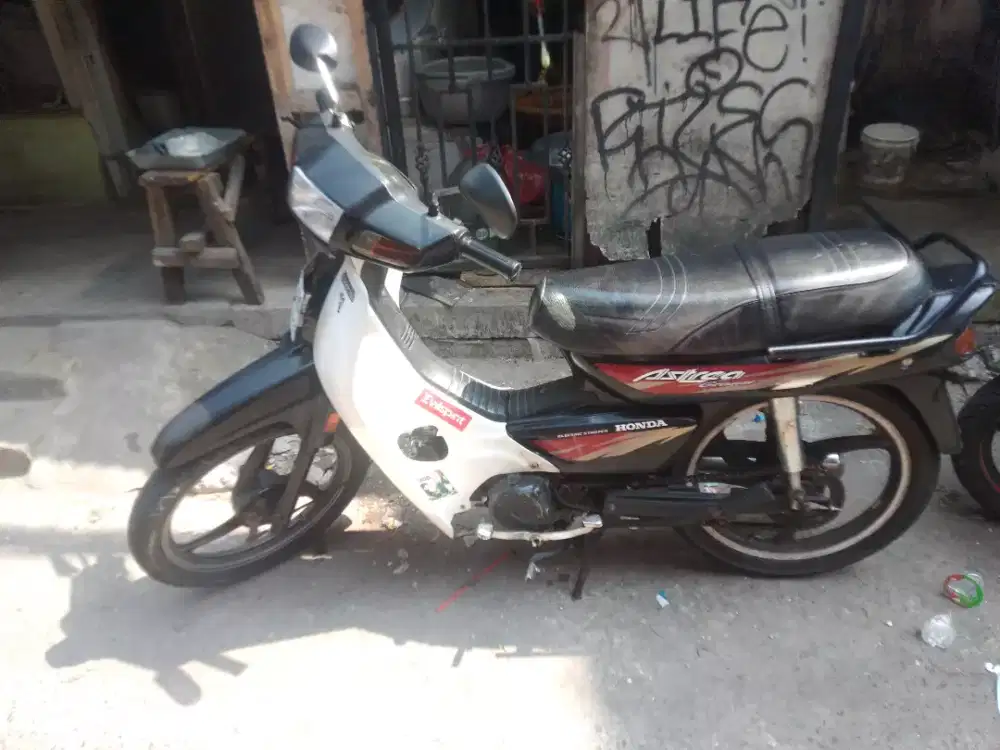 Astrea grand / astrea legenda / astrea / grand / honda astrea