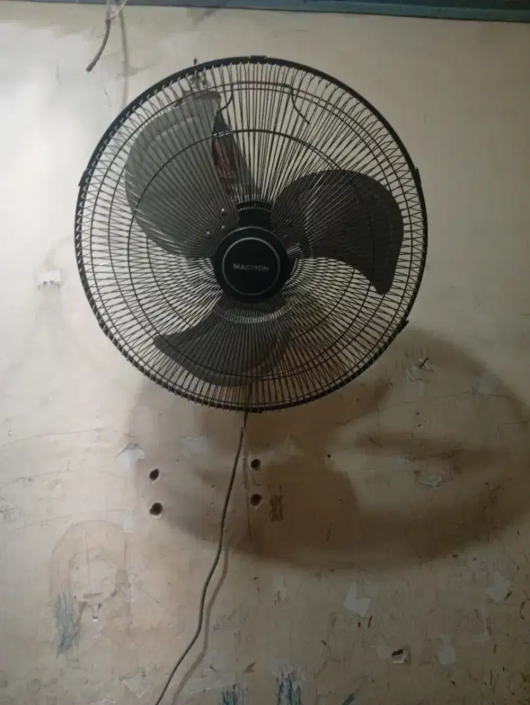 KIPAS ANGIN BESI BESAR MASPION