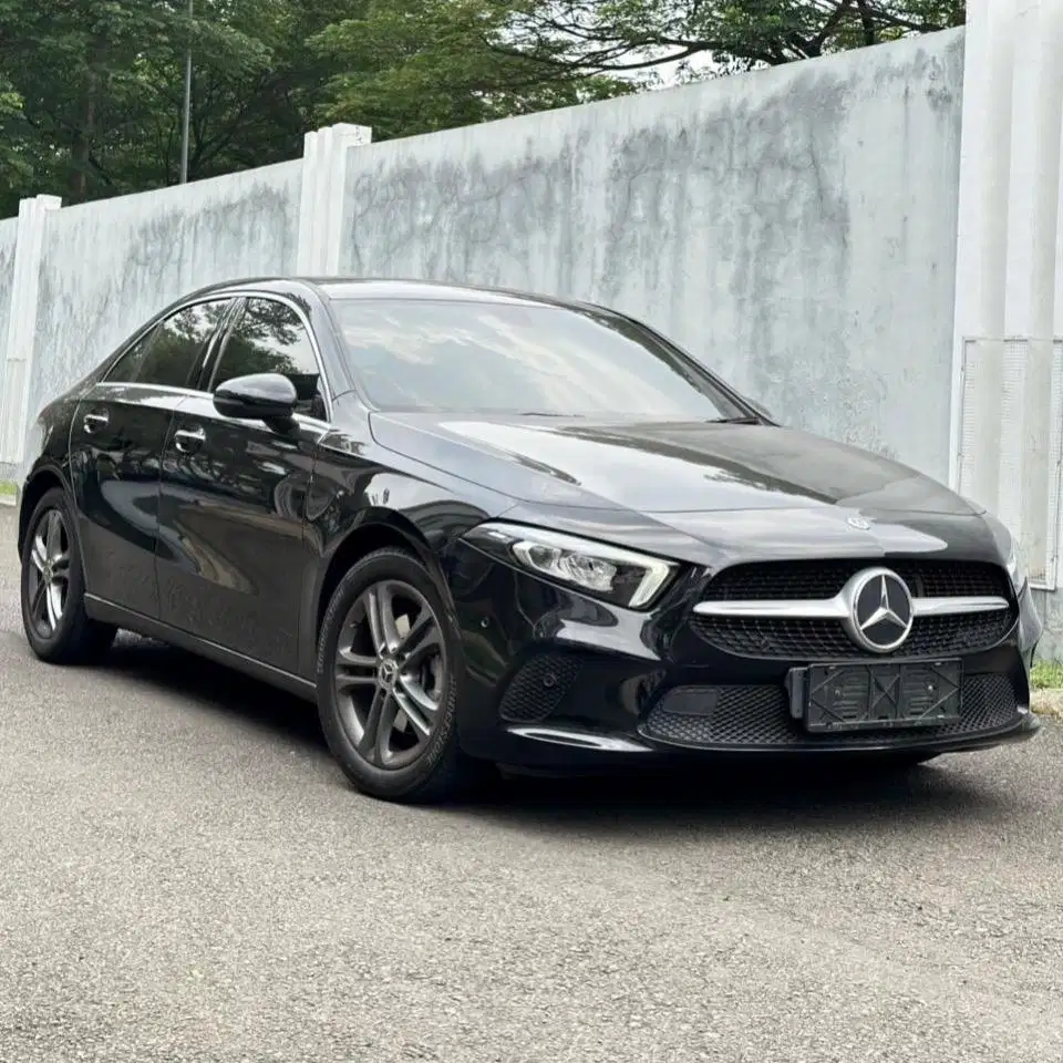 (CASH) Mercedes Benz A200 Sedan Progressive Line 2021
