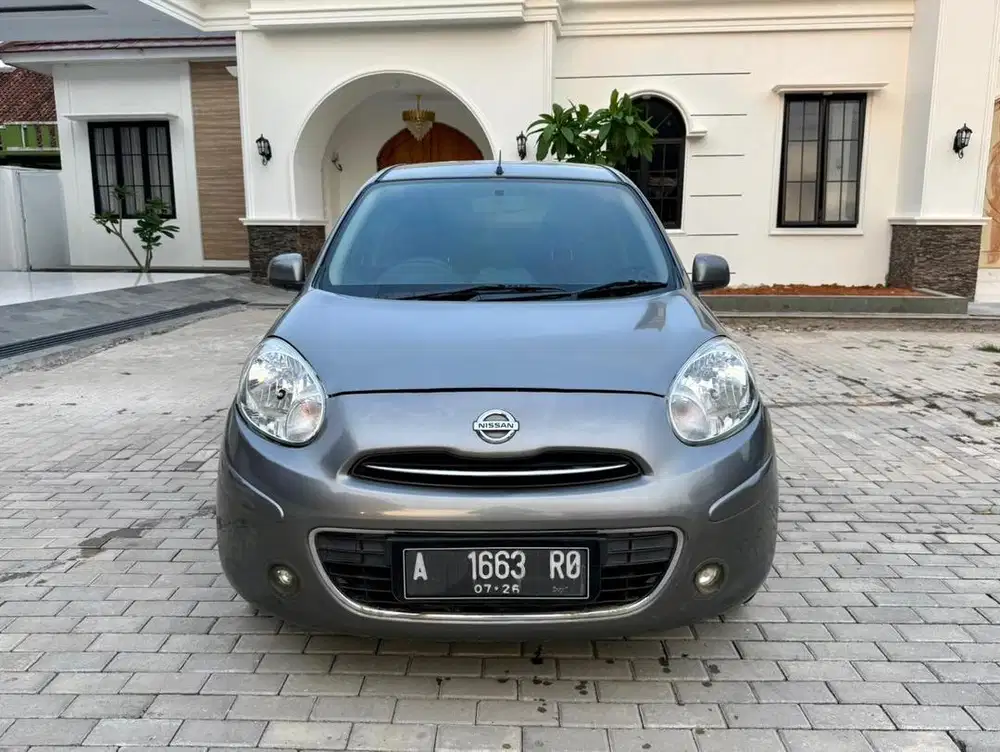 NISSAN MARCH MATIC 2011