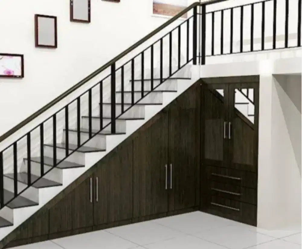 Ralling tangga dan pengaman balkon