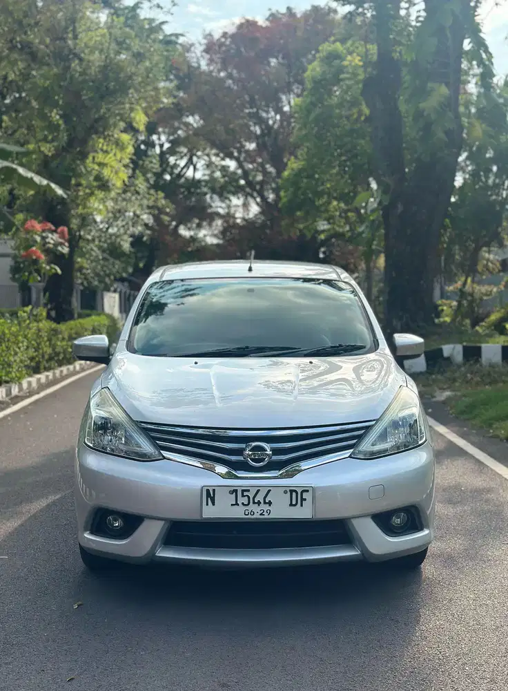Grand Livina XV Matic Tahun 2015
