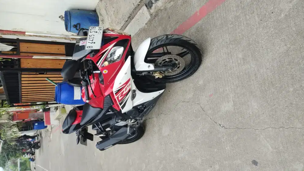Yamaha R15 tahun 2014