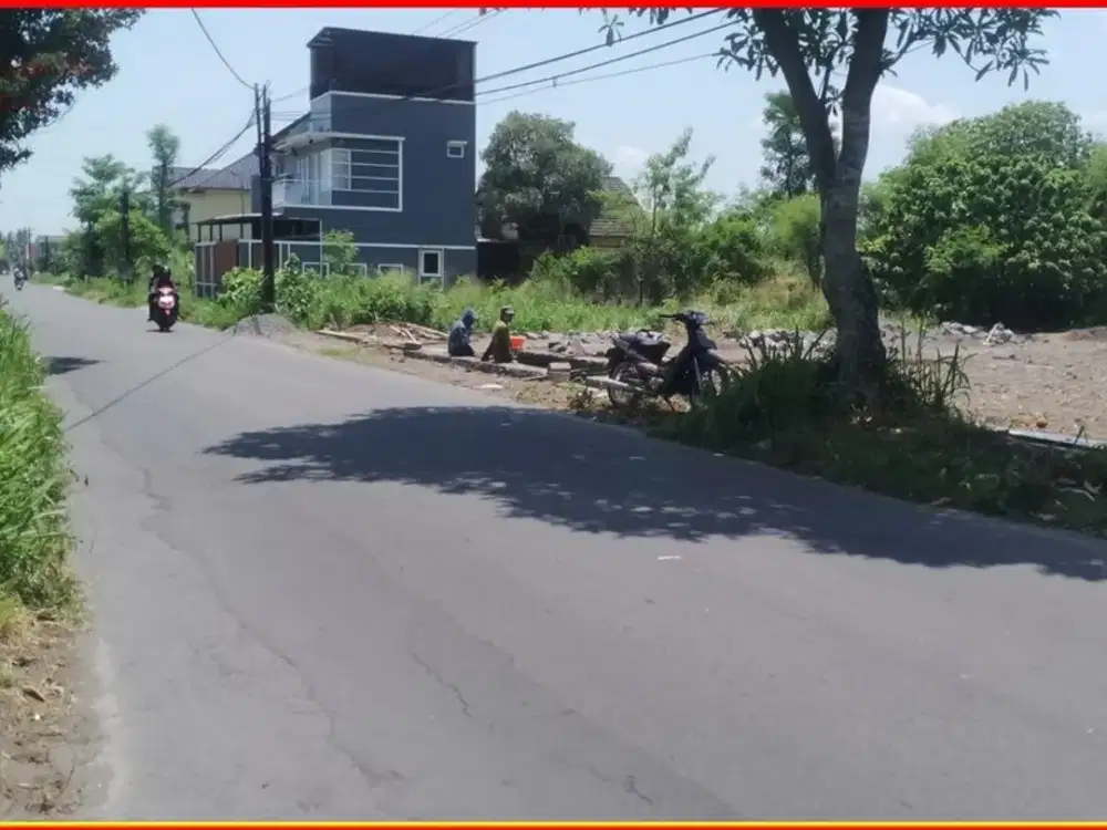 4 Menit Kampus UKRIM ,Tanah purwomartani tepi aspal SHM P ada