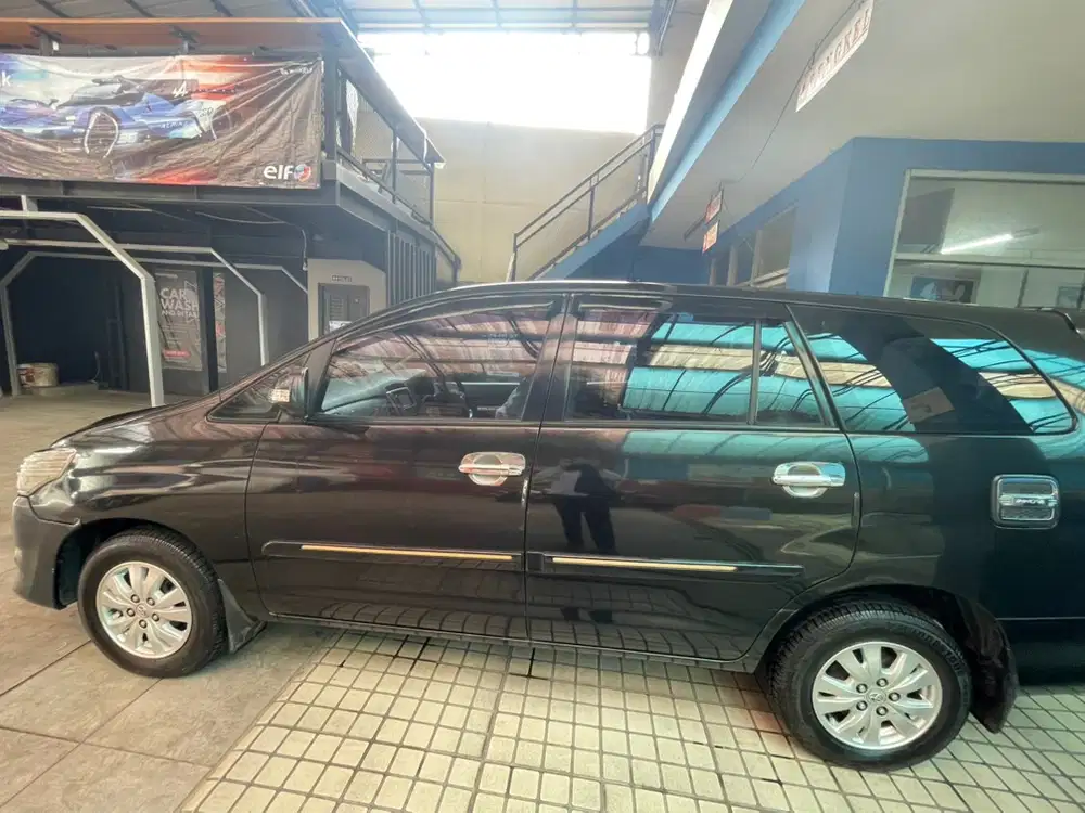 Toyota Kijang Innova 2012 Bensin