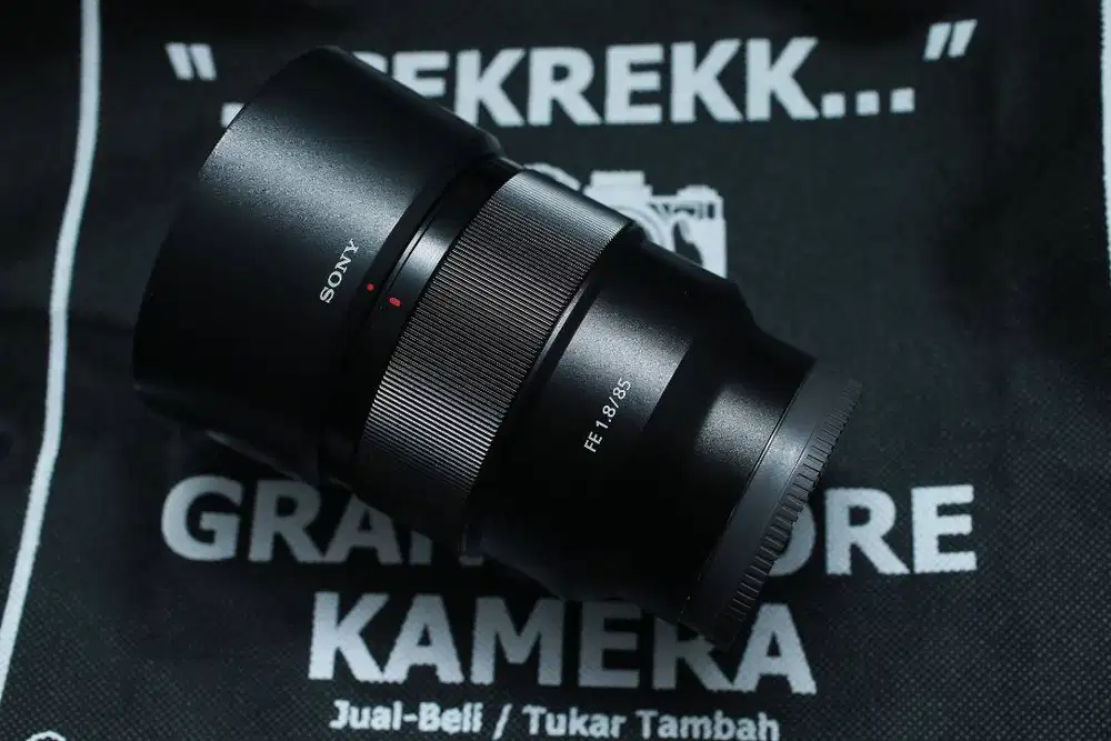 Lensa Fix Sony FE 85mm F/1.8 Mirrorless MULUS FULLSET
