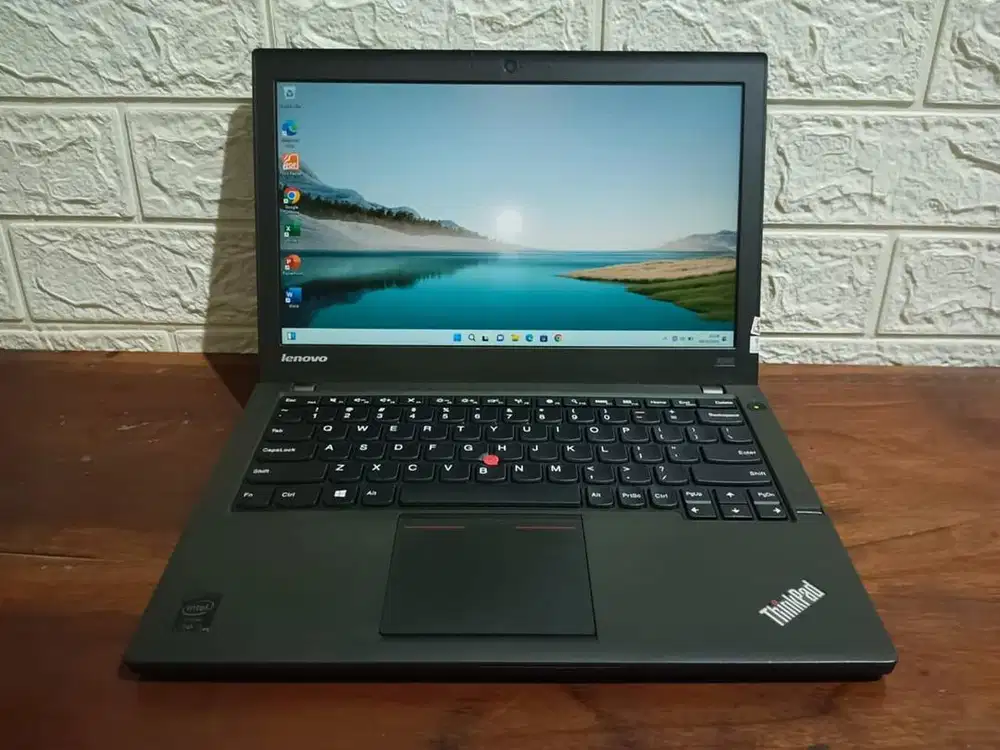 Laptop Lenovo Thinkpad X240 Core i7 Ram 8gb SSD Sidoarjo