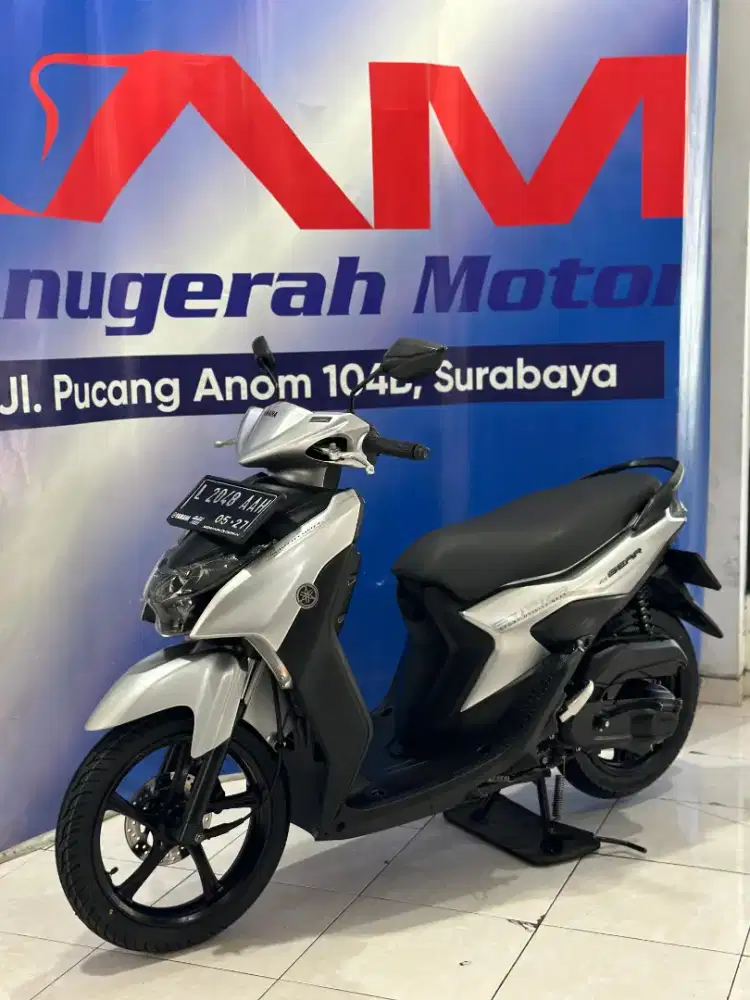 Yamaha Gear 125 tipe S Tahun 2022 warna silver