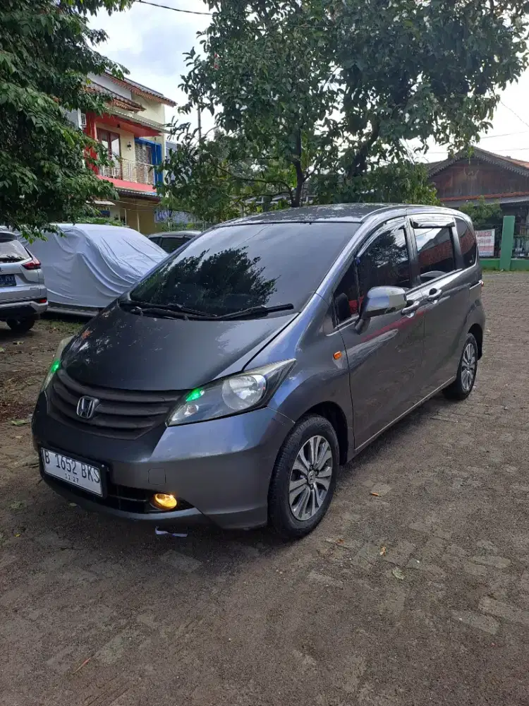 Honda Freed th 2010 at