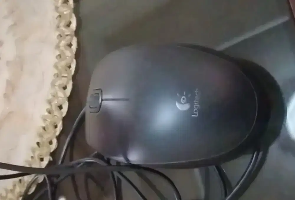 LOGITECH - MOUSE KABEL Tipe : M100R