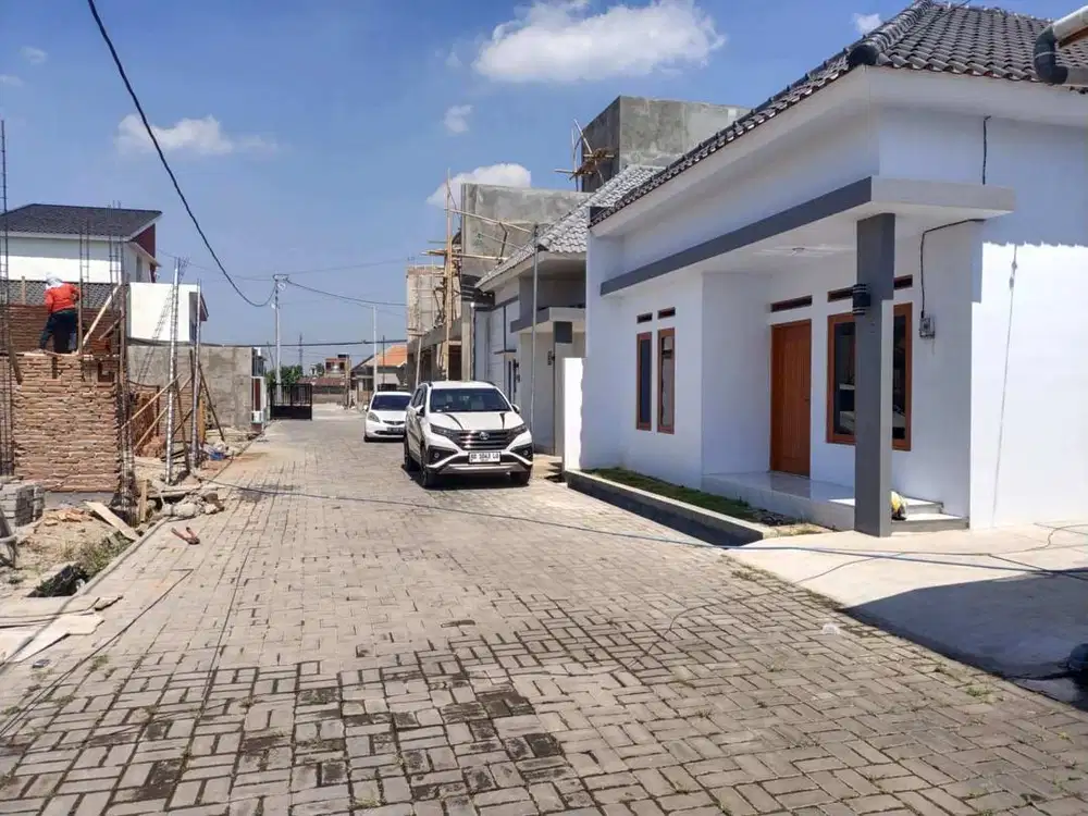 Kawasan Perumahan Mewah, Lok Strategis. Jual Tanah, Bangunan. Bs KPR