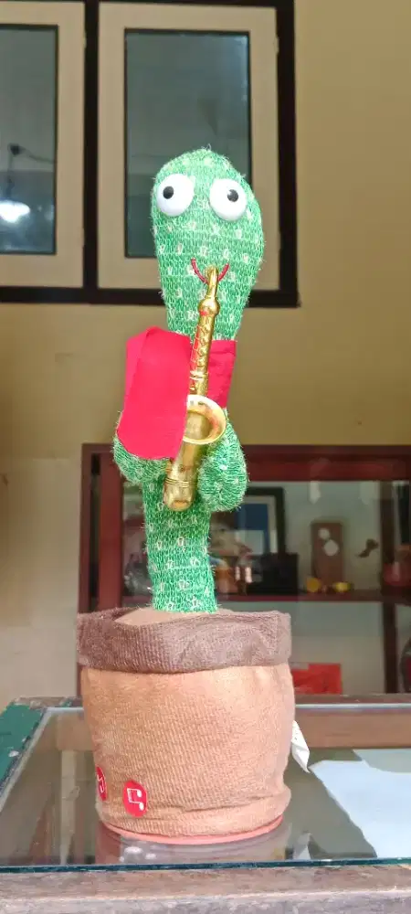 Boneka Kaktus Bergoyang