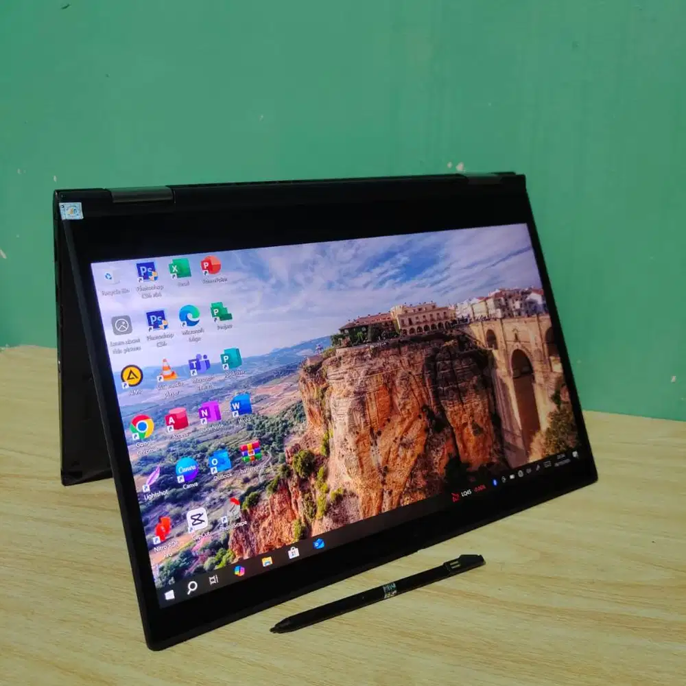 Laptop Lenovo X13 Yoga Intel Core i5 10th 16/256 Flip Touchscreen