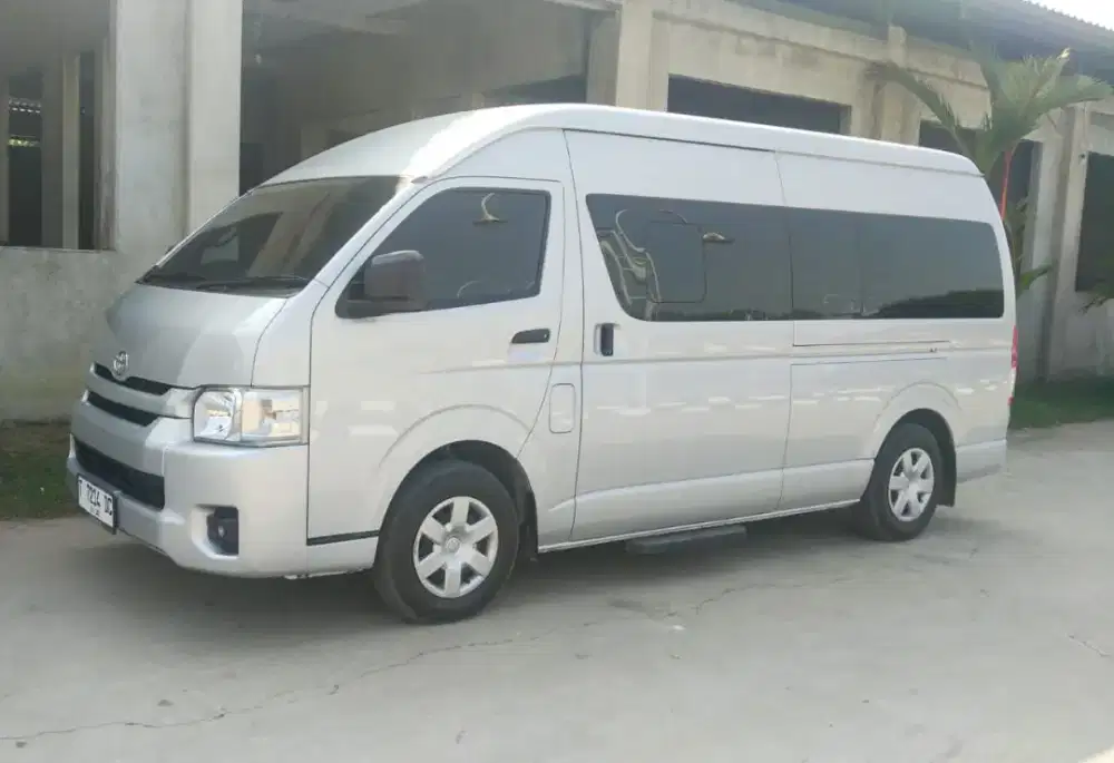 Toyota hiace 2023