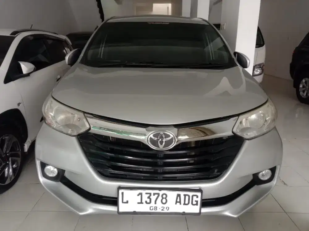 Tyt Avanza Metic Silver