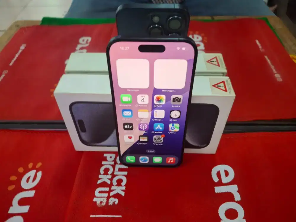 iPhone 15 pro 128 lengkap mulus no minus resmi
