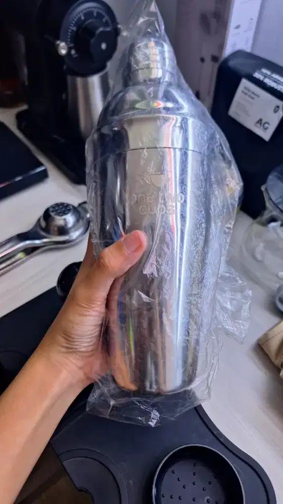 Cocktail Shaker Bartender
Boston Style Stainless