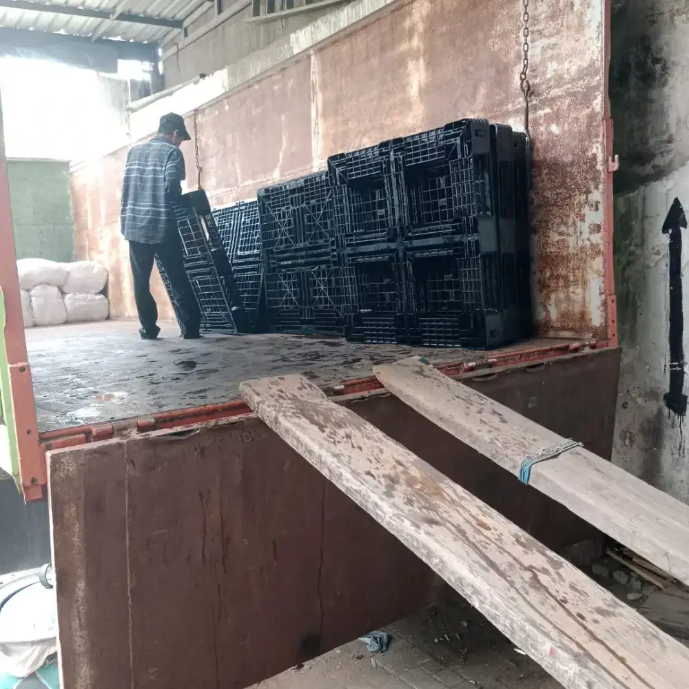 PALLET PLASTIK SECOND TERMURAH