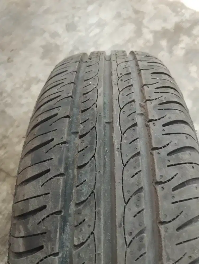 RING 14 uk 175/65 nik 2023