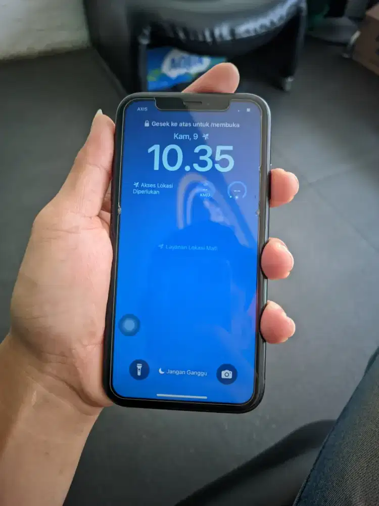 jual iPhone xr 64 gb