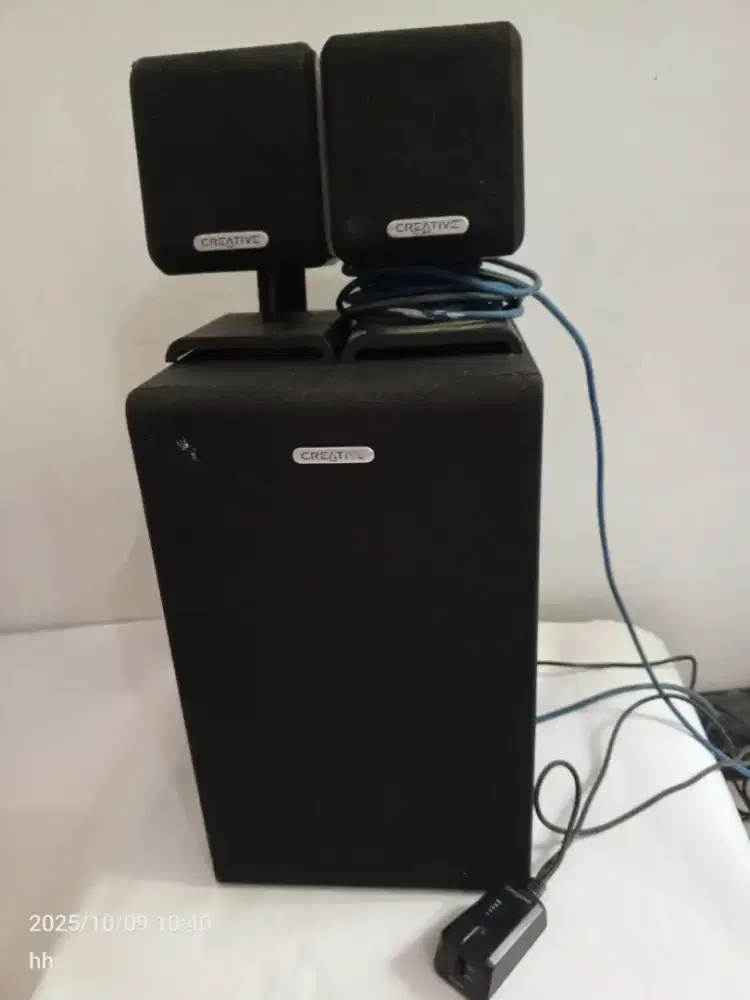 Speaker aktif creative 2 tri one USA California bass empuk
