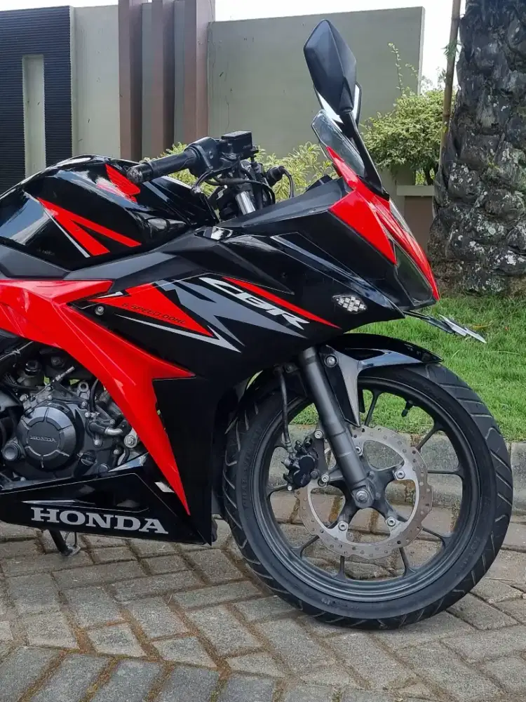 Honda CBR 150R thn 2019 Facelift Nopol N Odo 10rb Koko Motor