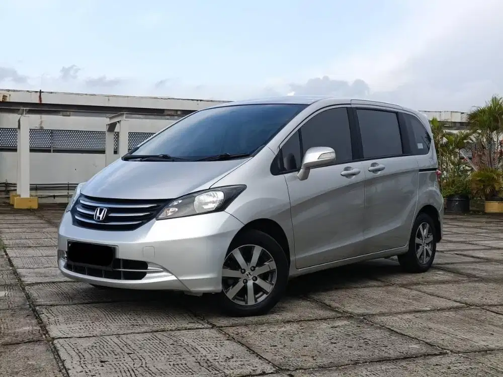 Honda Freed PSD 1.5E AT 2011
