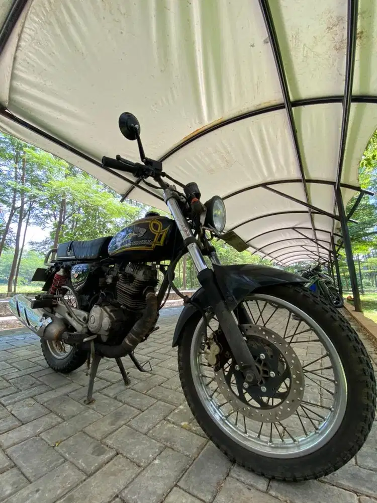 Dijual CB 100 siap jalan