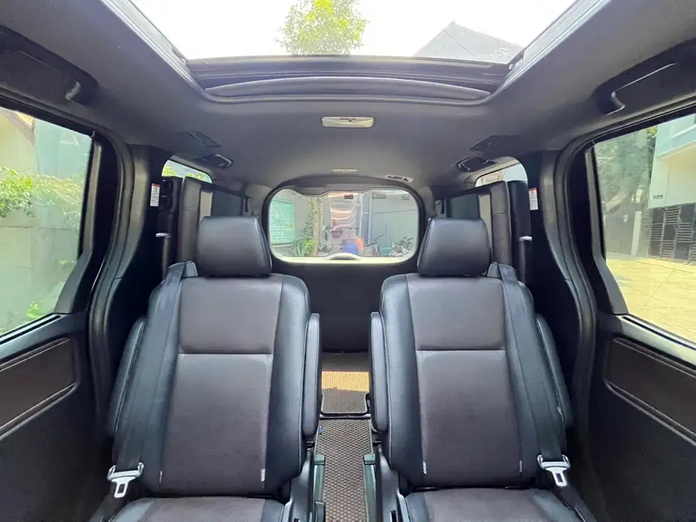 Toyota Voxy 2017 Bensin