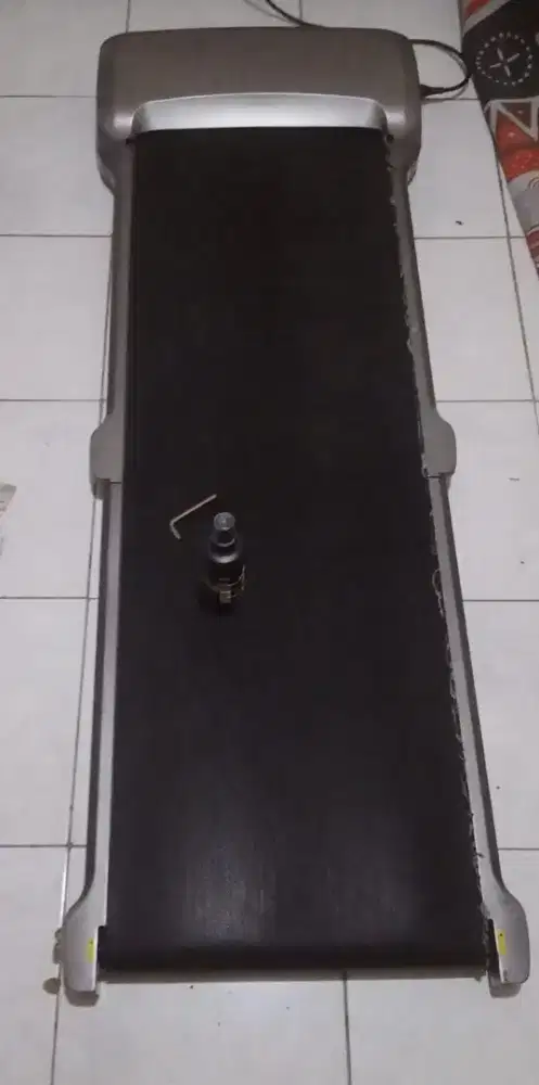 Treadmill koneksi bluetooth