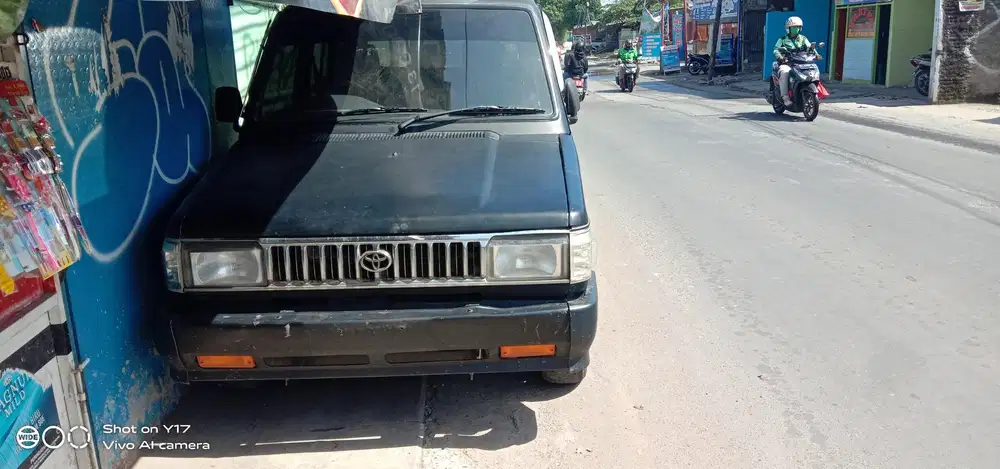 Toyota Kijang Jantan Tahun 1990