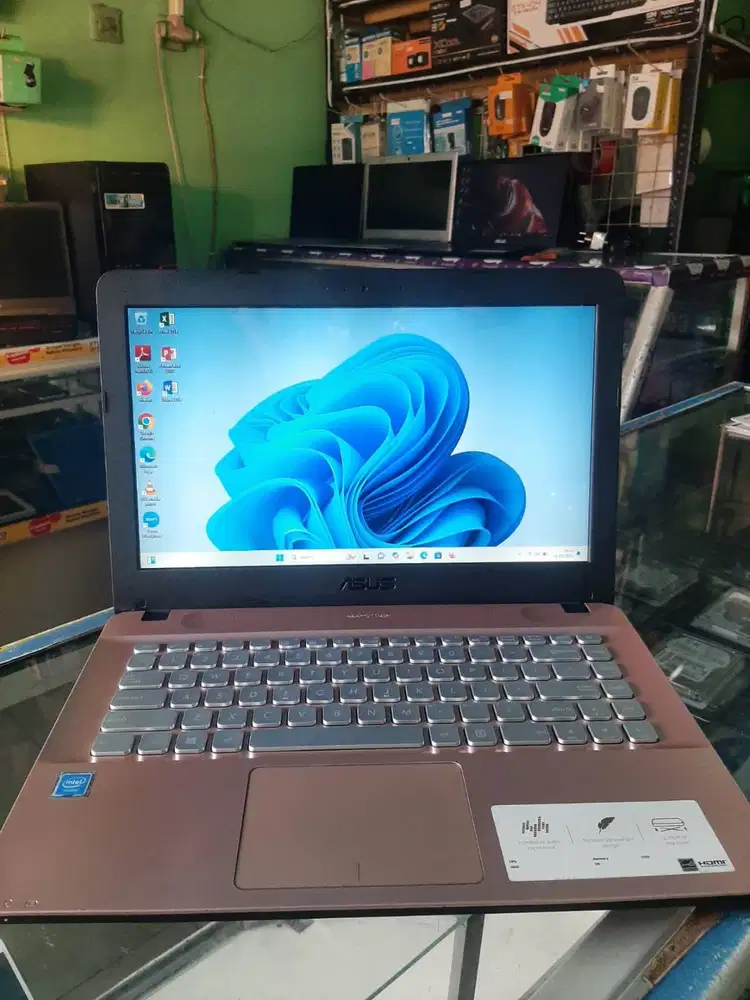 ASUS X441N Intel N3350 4GB RAM 256GB SSD