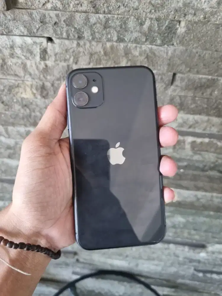 IPhone 11 BC sinyal permanen All Operator 128 GB Fullset