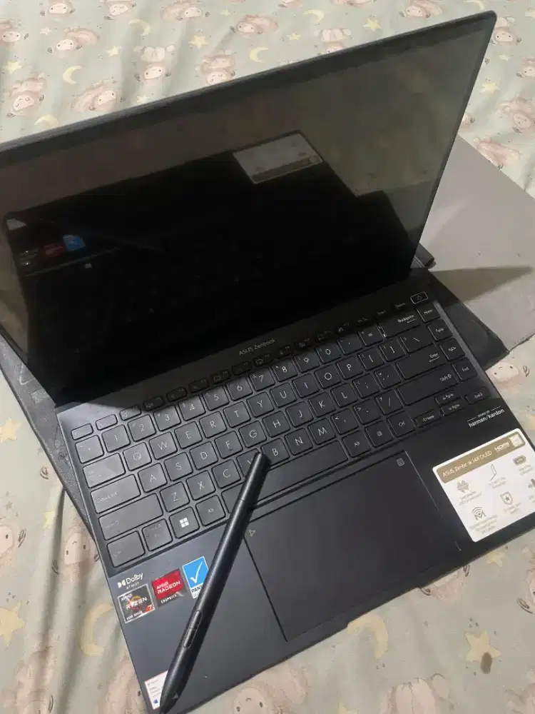 ASUS ZENBOOK 14 OLED TOUCH RYZEN 7 6800H 16GB 512SSD