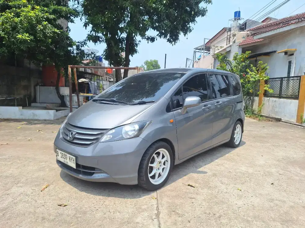 Honda Freed PSD 2009 AT Good Condition