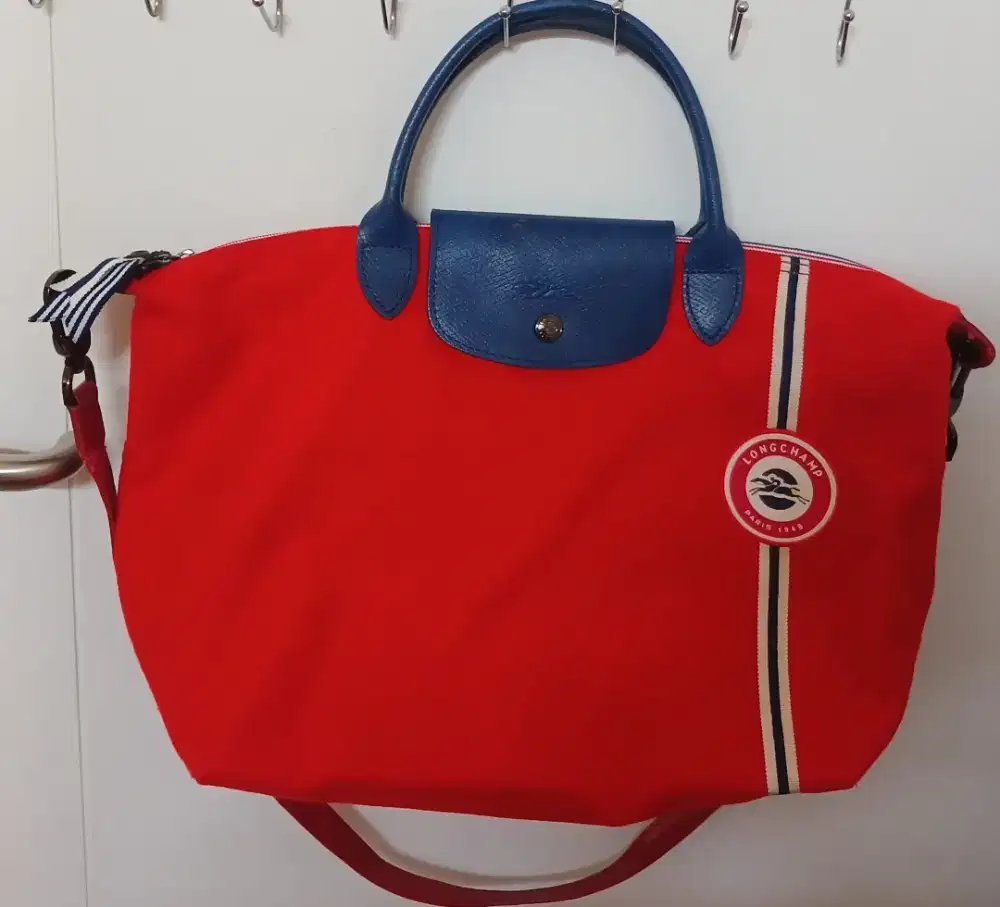Jual tas wanita LONGCAMP original 100%.