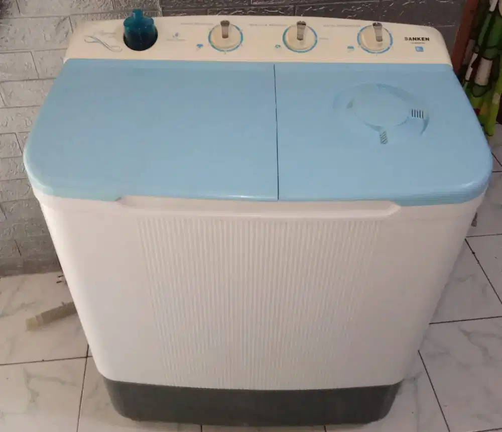 Mesin cuci 2 tabung merk Sanken