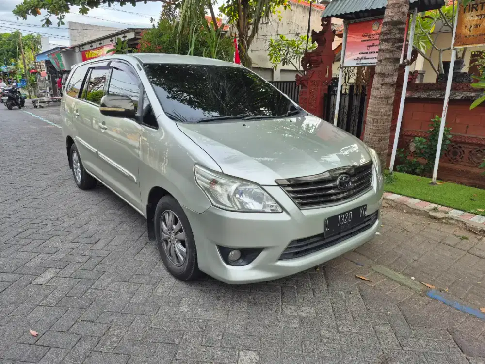 Innova G bensin metik 2012 murah bagus