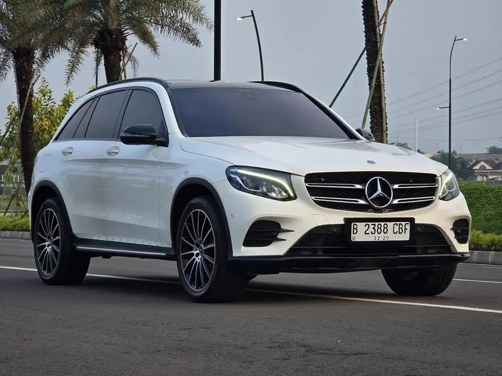 2019 Mercedes Benz GLC Night Edition Tipe Tertinggi