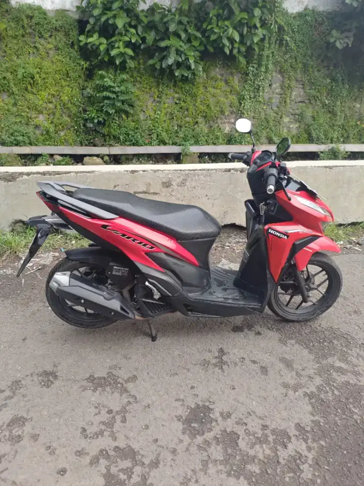 Vario 125 merah 2019