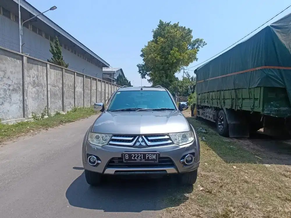 jual cepat BU pajero dakar solar 2015 no laka banjir ngobos negobensin