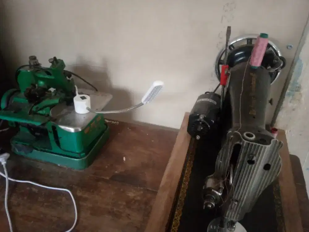 Mesin jahit jadul & mesin obras