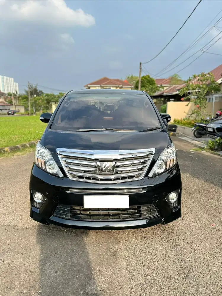 Toyota Alphard 2013 Bensin